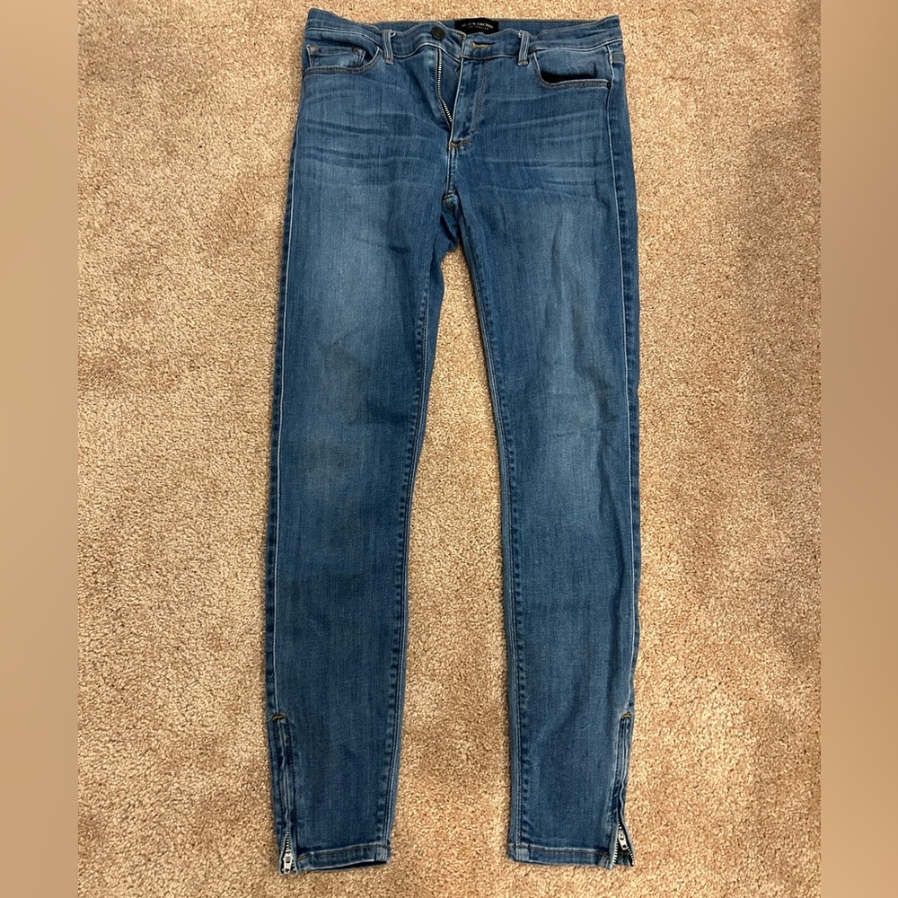Black Orchid Zipper Skinny Jeans